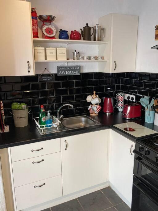 The Potters Cottage Clifden Luaran gambar