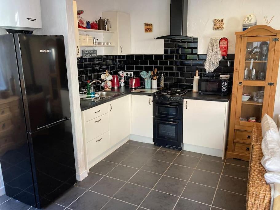 The Potters Cottage Clifden Luaran gambar